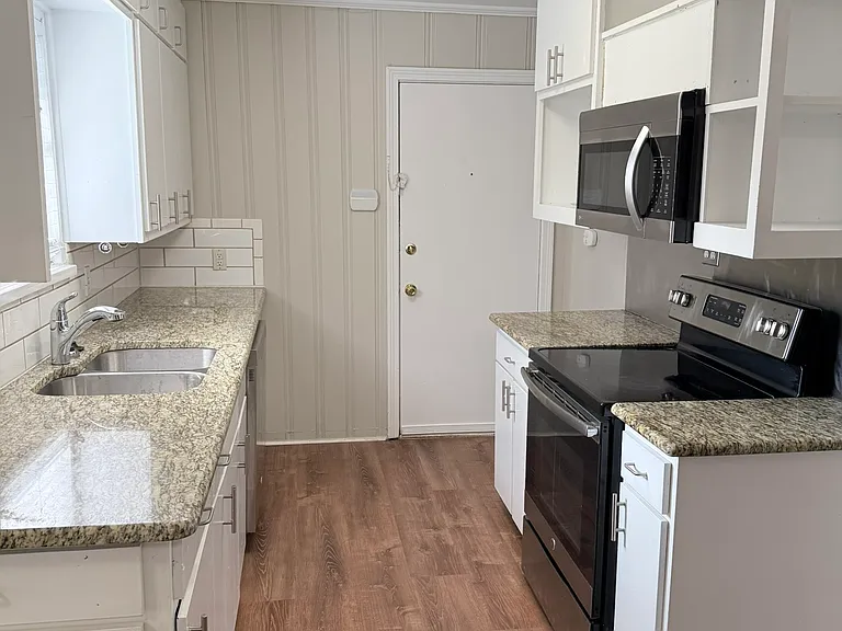 3529 Plymouth Ave — Photo 17