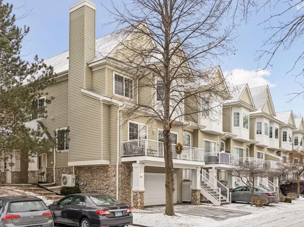 1000 Fairfield Spur, Minnetonka, MN 55305