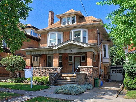 3rd image of 22 Blake St