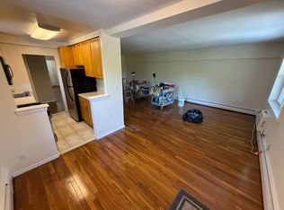 214-33 24th Ave #5B, Bayside, NY 11360