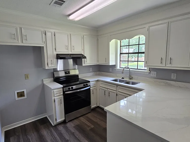 172 Cumberland Rd #A — Photo 5