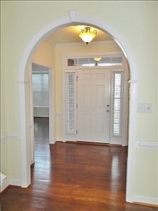 3rd image of 106 Essex Ct