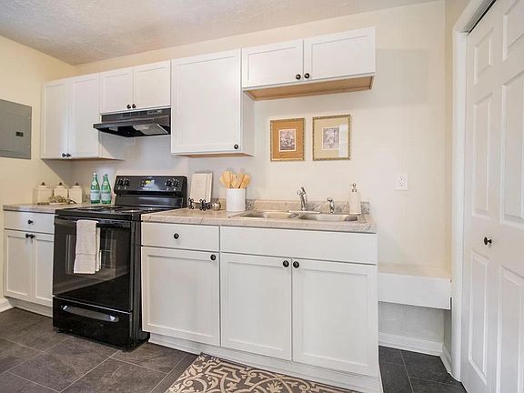 5th image of 604 N Frances St #B