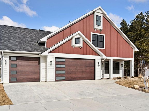 3rd image of 2377 Ponderosa Pl SW