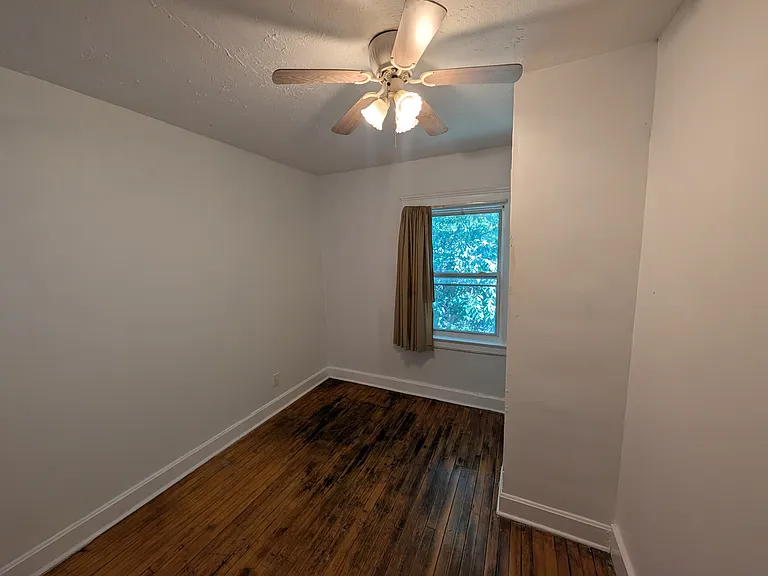 9302 Denison Ave #4 — Photo 10