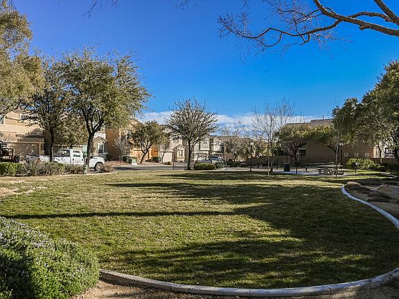 2nd image of 9772 Thistle Dew Ave