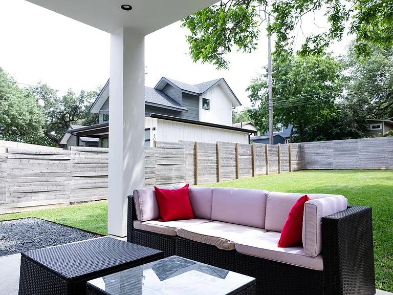507 S Park Dr #2 — Photo 36