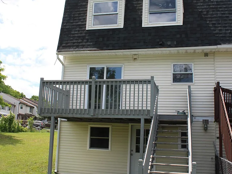 219 Chrystal Dr — Photo 19