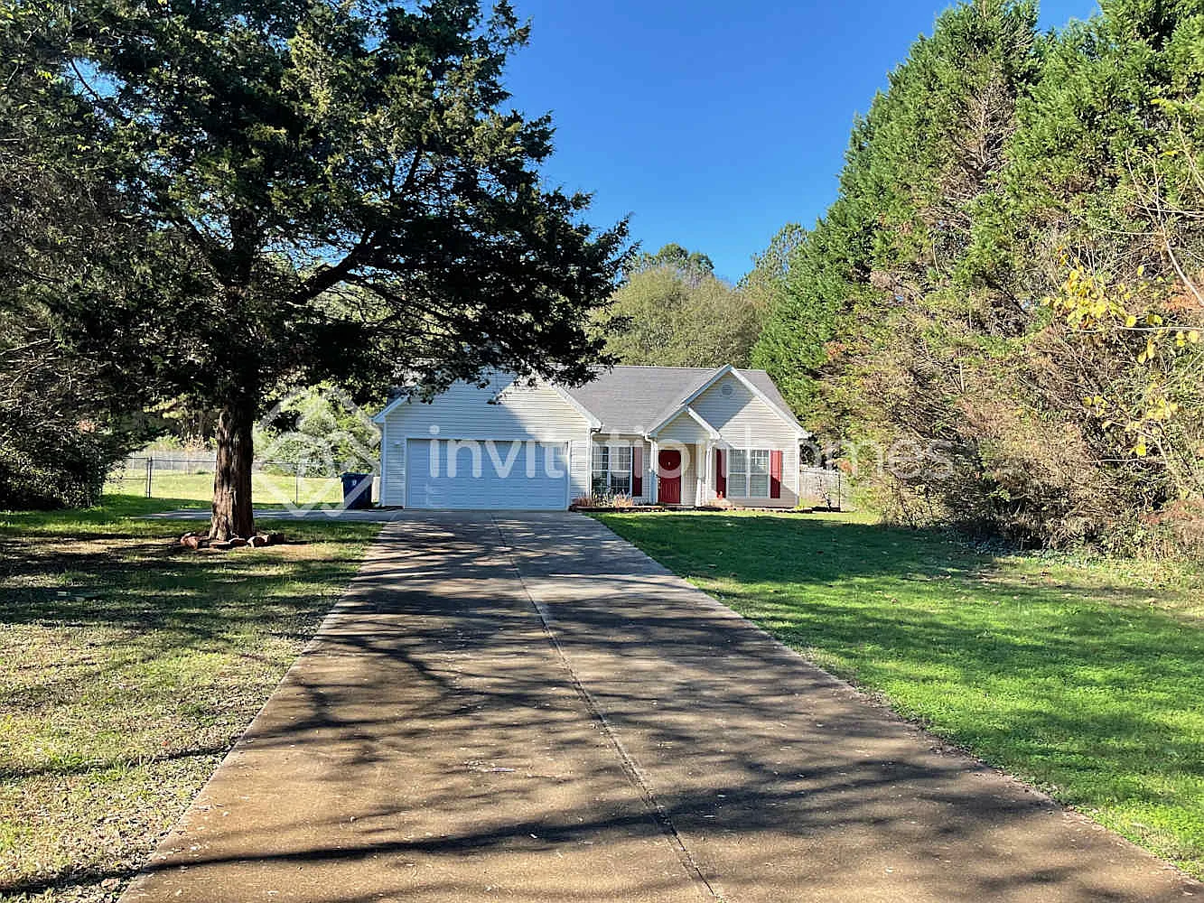 606 Summerfield Ct Winder, GA 30680 — Photo 1