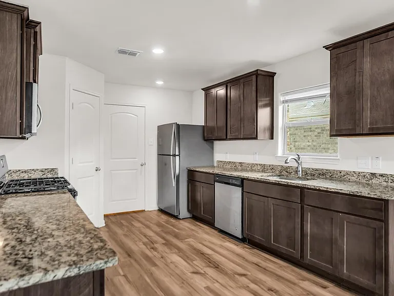 3107 Angus Dr — Photo 15