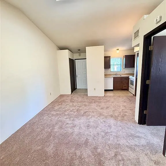 141 Ashley Dr — Photo 13