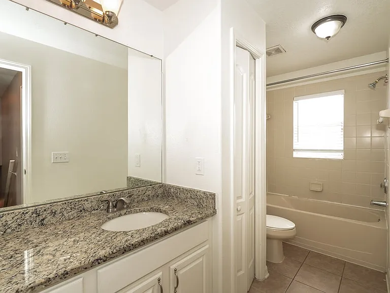 8574 Deer Chase Dr — Photo 16