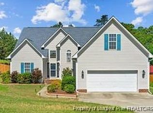 135 Leggett Dr, Cameron, NC 28326