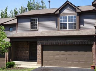 723 Longwood Dr, Algonquin, IL