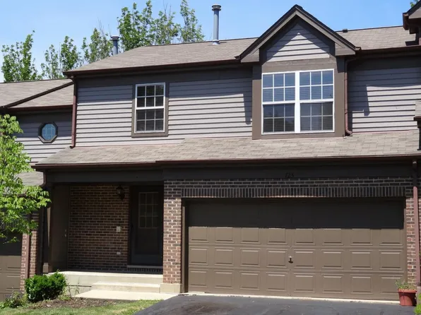 723 Longwood Dr, Algonquin, IL 60102