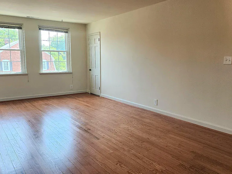 3347 S Wakefield St #B2 — Photo 4