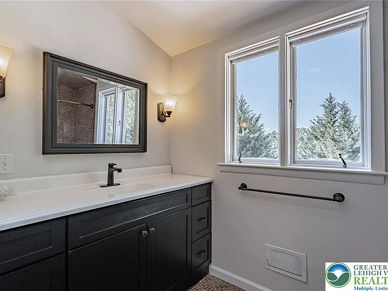 3608 S Highland St — Photo 54