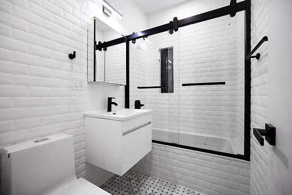 Rented by The Agency | media 20