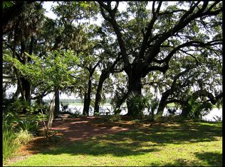 230 Distant Island Dr, Beaufort, SC 29907