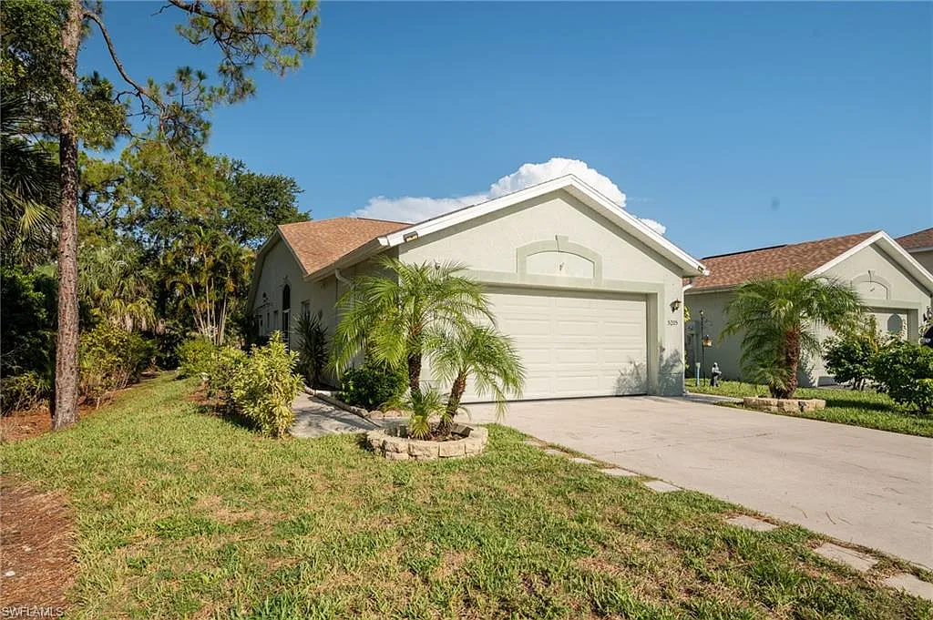 3 bed, 2.0 bath, 1400 sqft, $4,500 — Photo 2