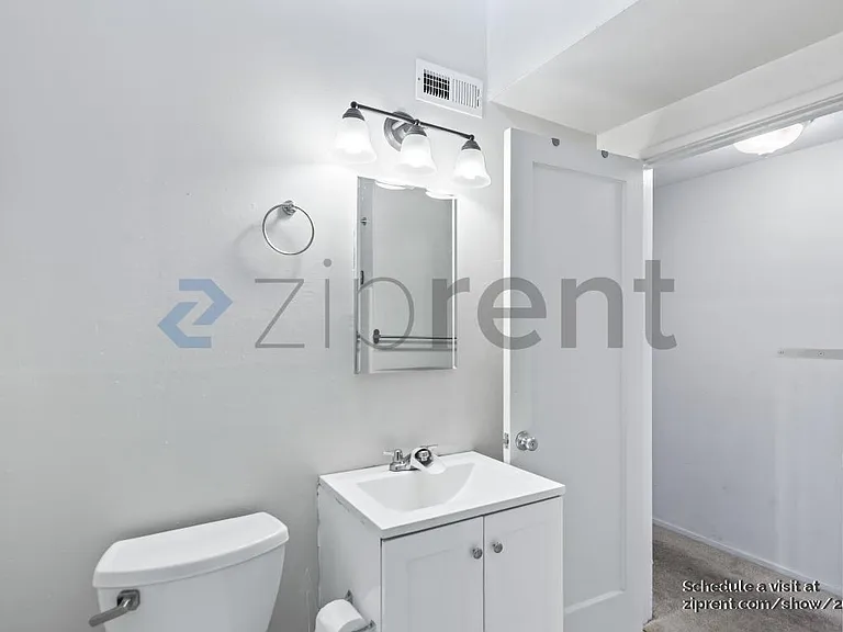 2802 Georgetown St — Photo 16
