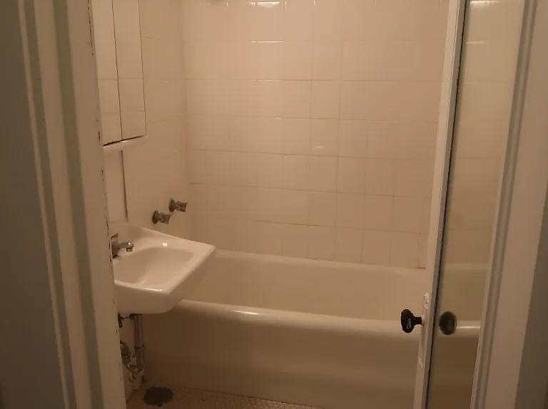 1209 W Sherwin Ave #304 — Photo 7