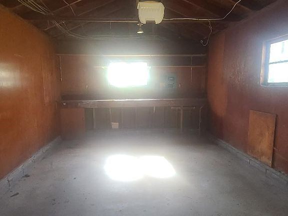 3rd image of 21736 Great River Rd