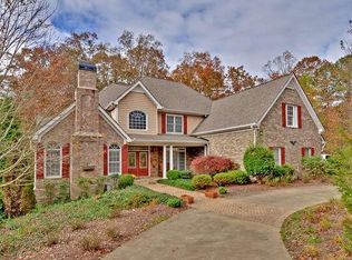 375 Fowler Farm Dr, Talking Rock, GA 30175