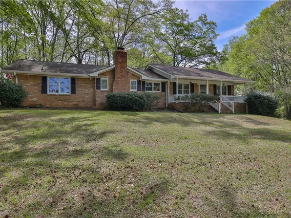3482 Skyland Dr, Loganville, GA 30052
