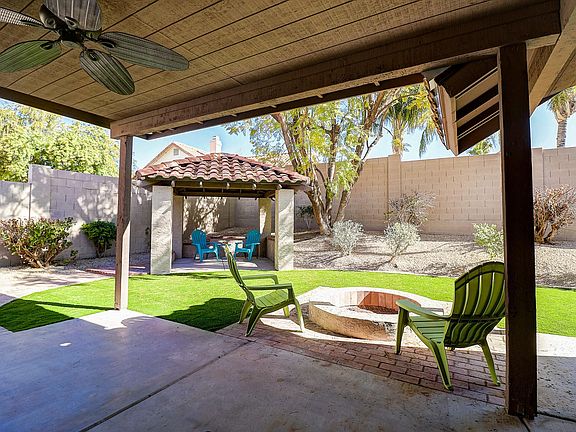ramada:firepit