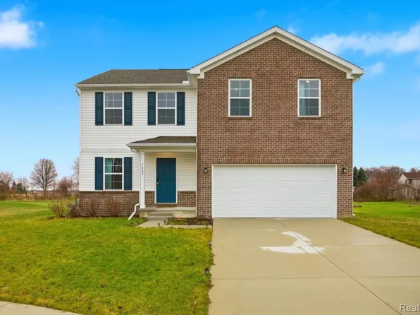 7868 Kreps Dr, Monroe, MI 48162