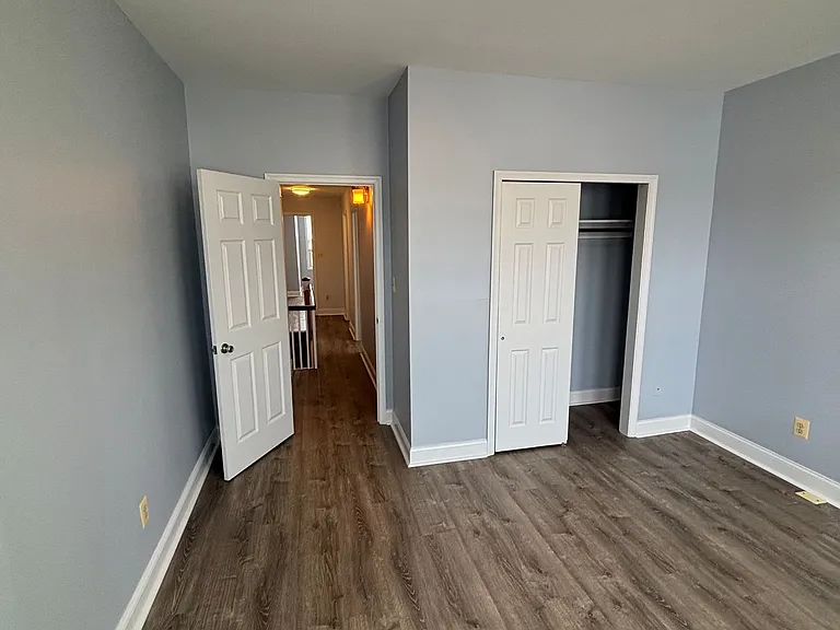 4108 Falls Rd — Photo 7