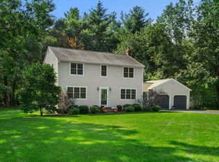 8 June St, Pepperell, MA 01463