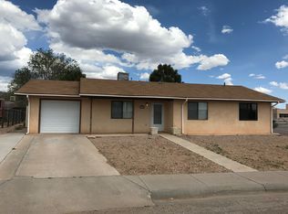 1128 Washington Pl, Grants, NM 87020