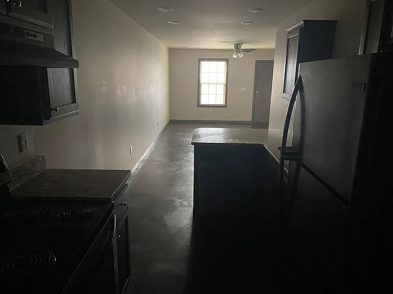 50 W Center St — Photo 4