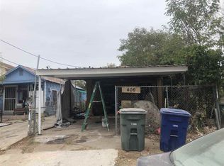 406 W Locust St, Laredo, TX 78040