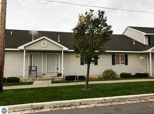 524 Barlow St, Traverse City, MI 49686