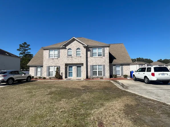 4000 Lucerne Ct #B, Winterville, NC 28590