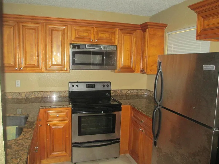 1440 Windorah Way #D — Photo 6