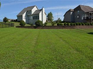 4415 NE 63rd St, Gladstone, MO 64119