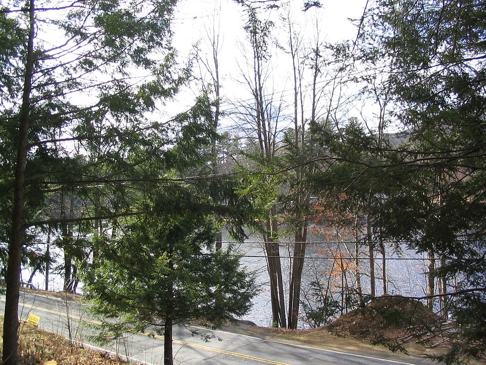 1st image of East River Drive