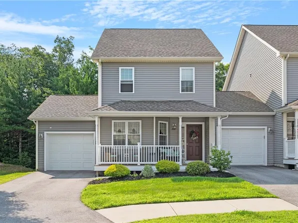235 Liberty Ln #235, Burrillville, RI 02830
