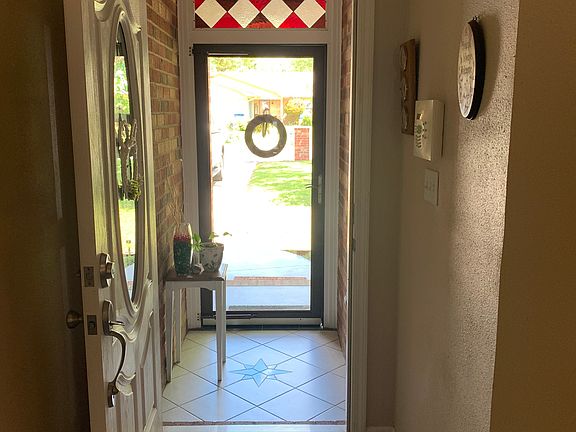 2nd image of 1346 Camellia Dr