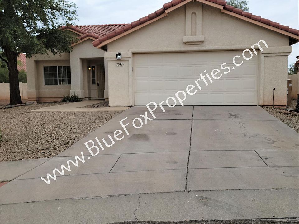 1st image of 1371 W Sundial Pl