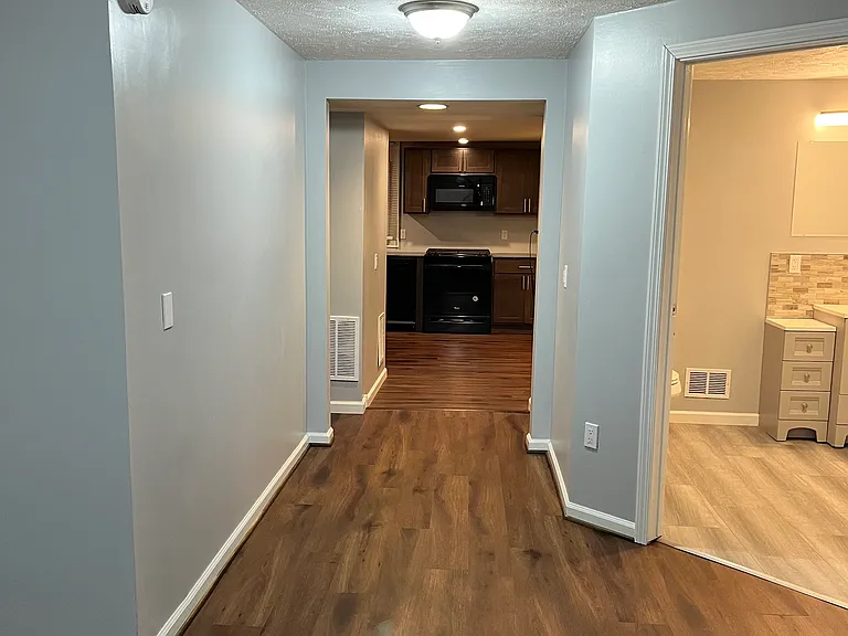 3836 Center St #1 — Photo 14