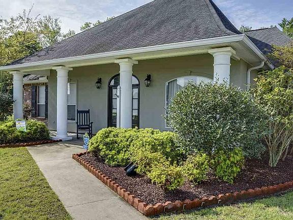 3rd image of 32775 Briar Oak Dr