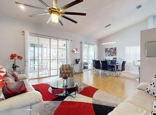 9985 Harbour Lake Cir APT 202, Boynton Beach, FL 33437