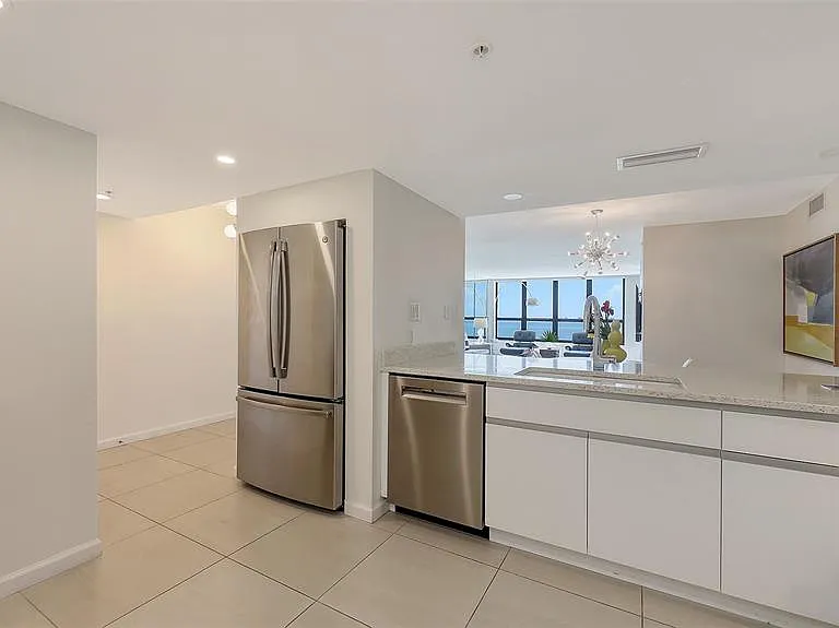 11 Sunset Dr #501 — Photo 20