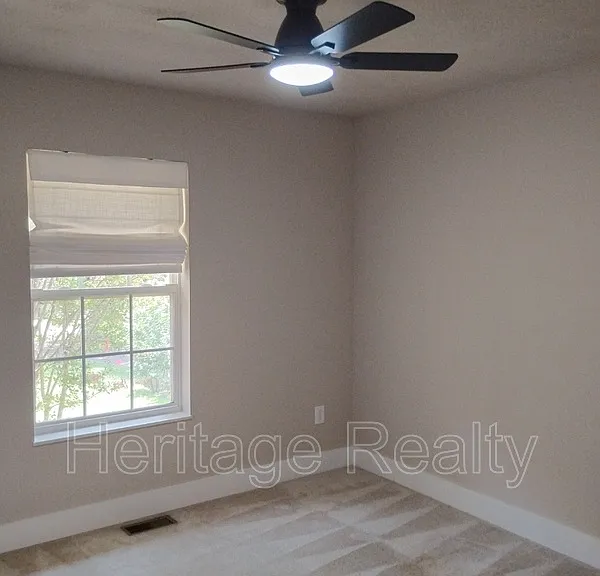 2707 Lady Bug Ln — Photo 14