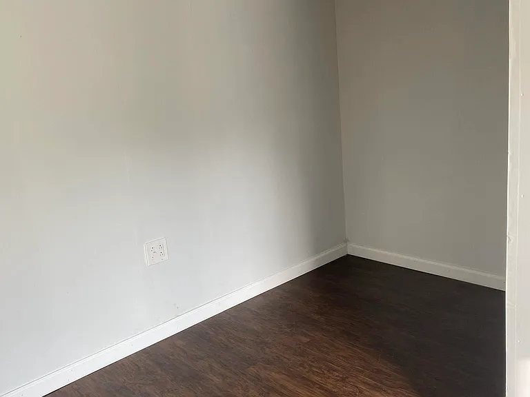 61 Pointview Rd #1 — Photo 27